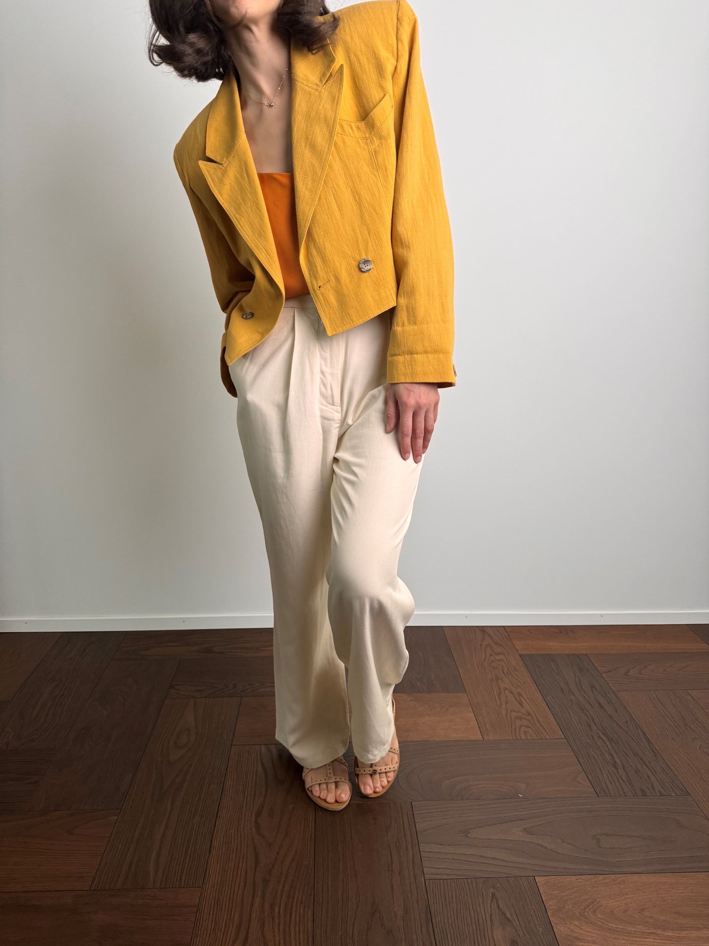 VINTAGE Linen Cropped Blazer