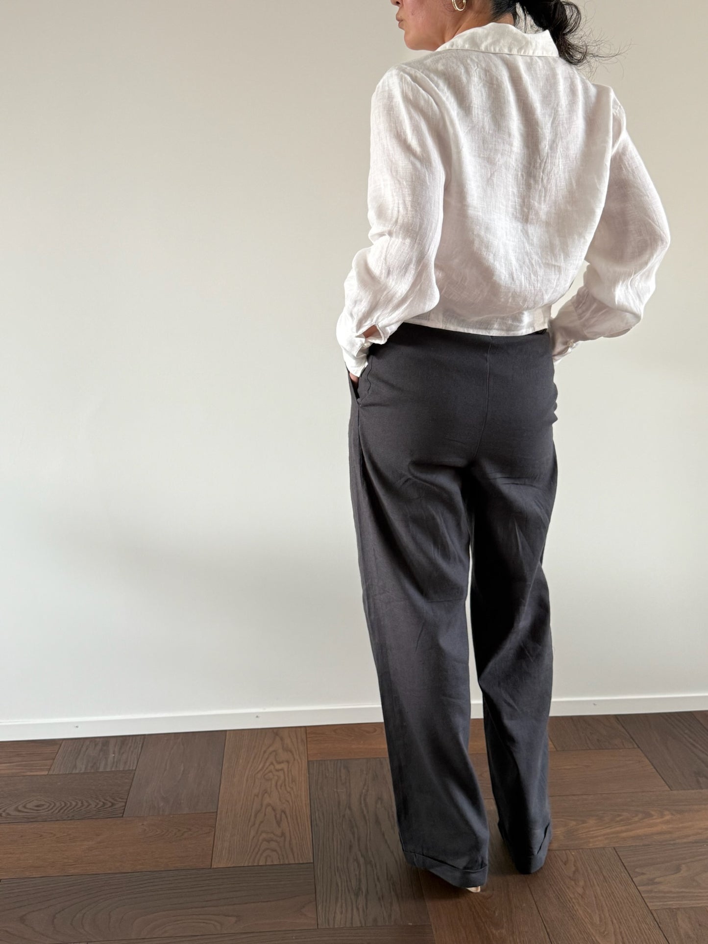 BASE RANGE Linen Pants