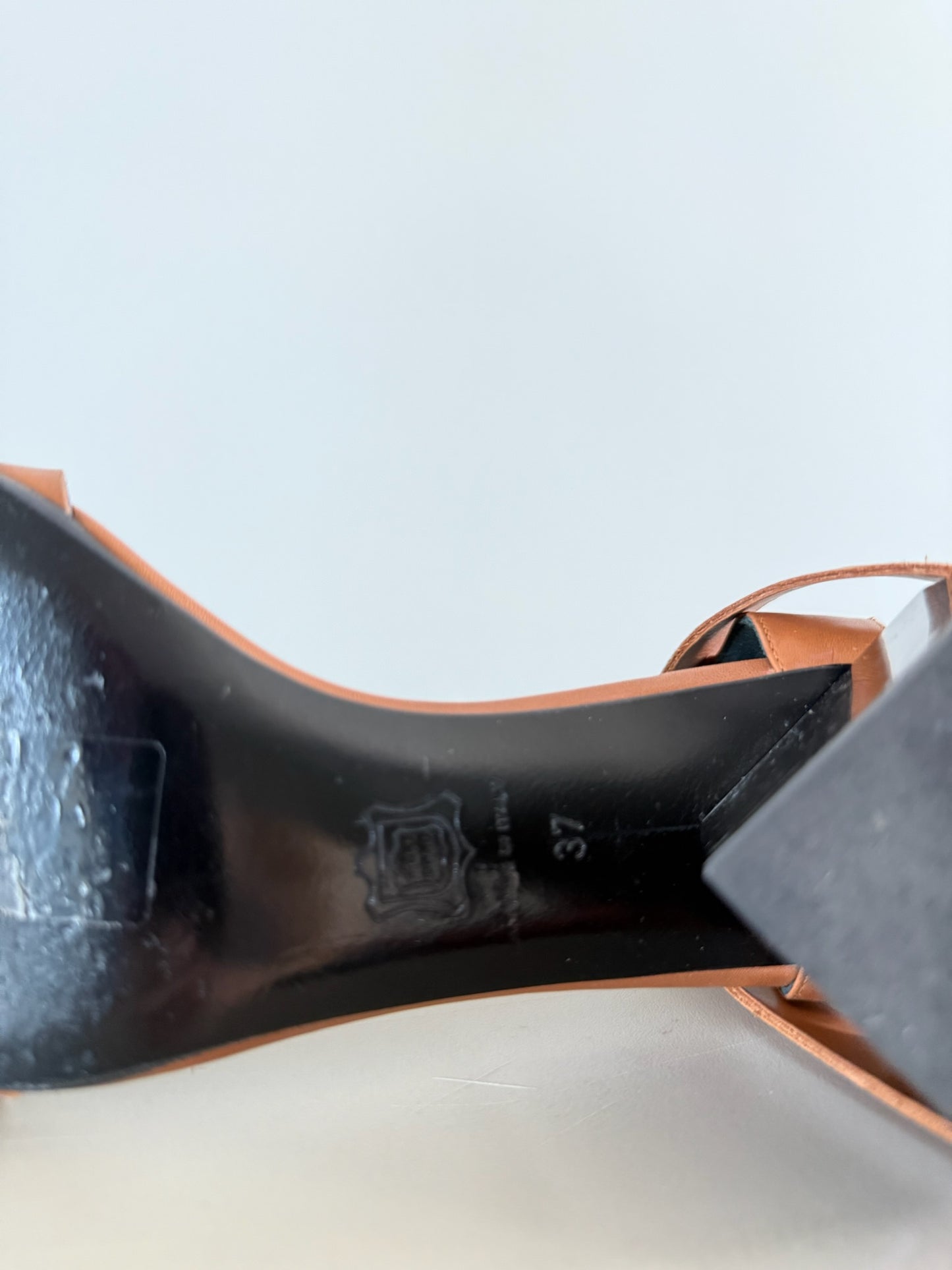 PIERRE HARDY Geometric Heels