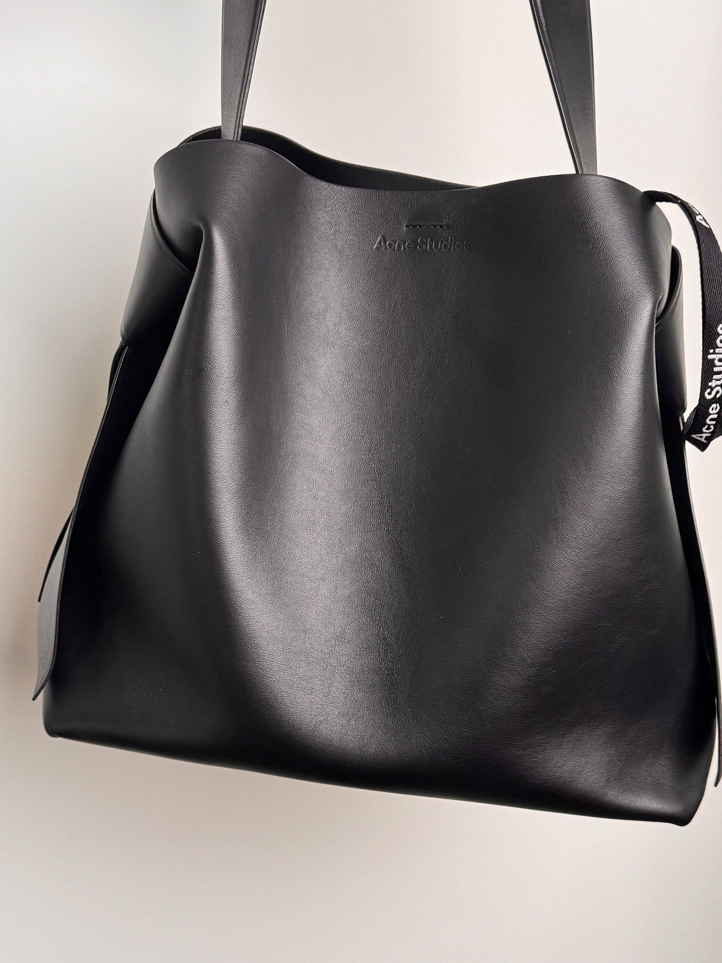 ACNE STUDIOS Musubi Midi Shoulder Bag