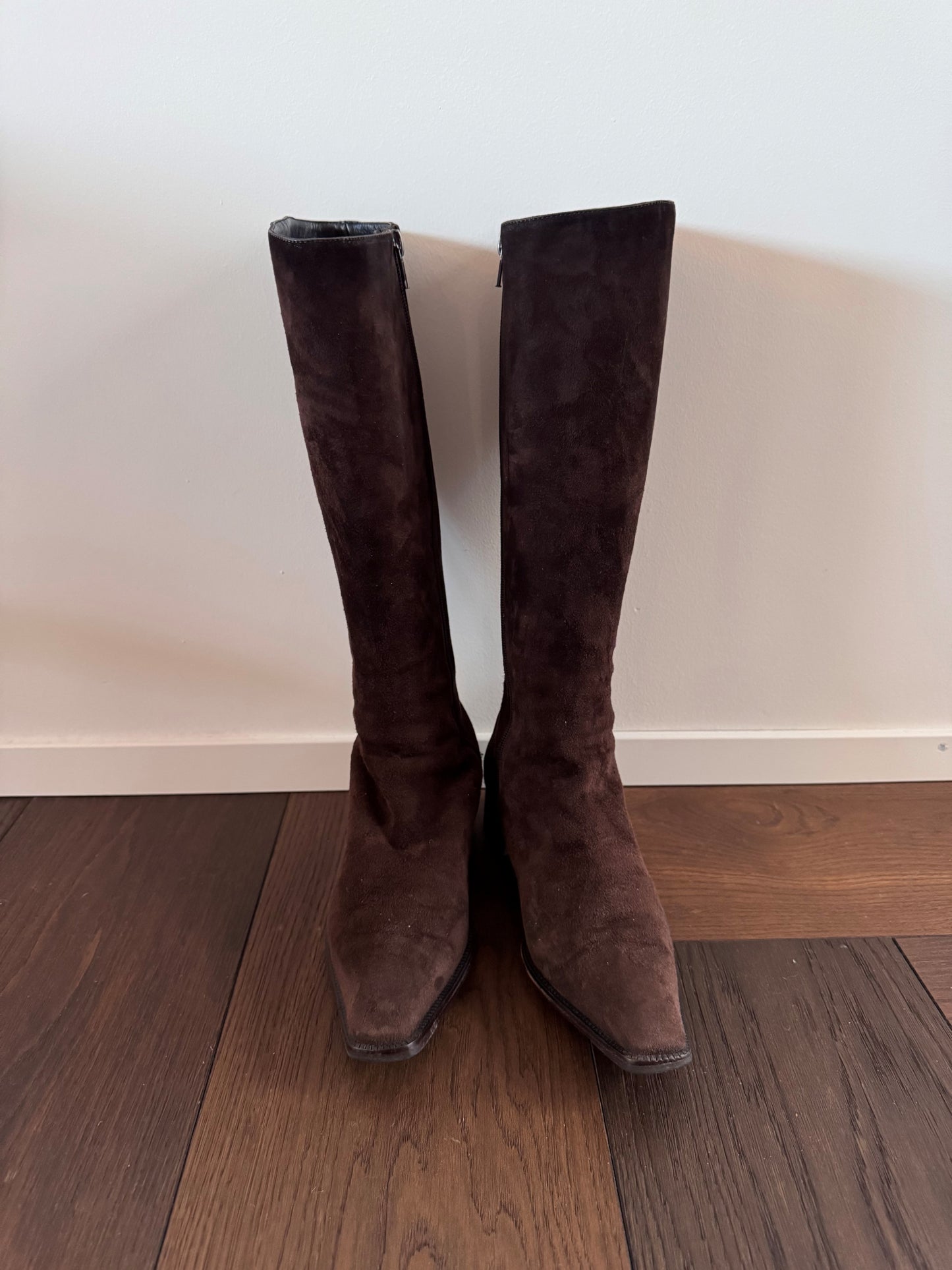 VINTAGE Italian Suede Boots