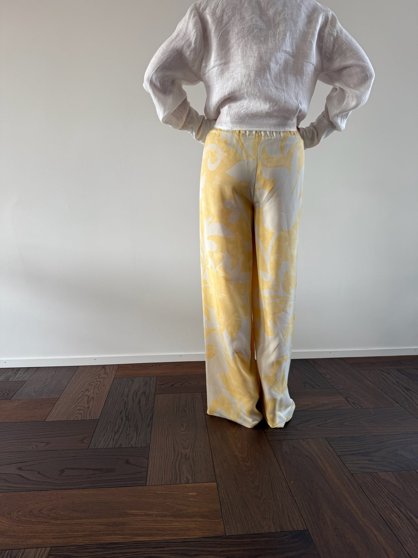 NOUVELLE COUTURE BY OSCAR ROM Silk Pants
