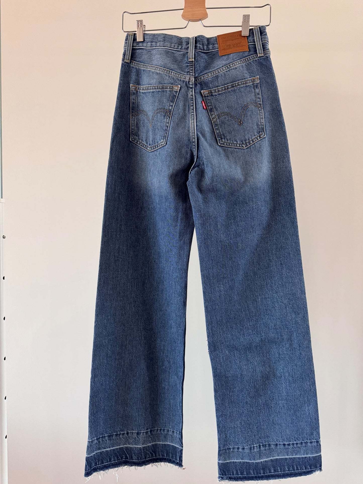 LEVI'S Ribcage Wide Leg Jeans
